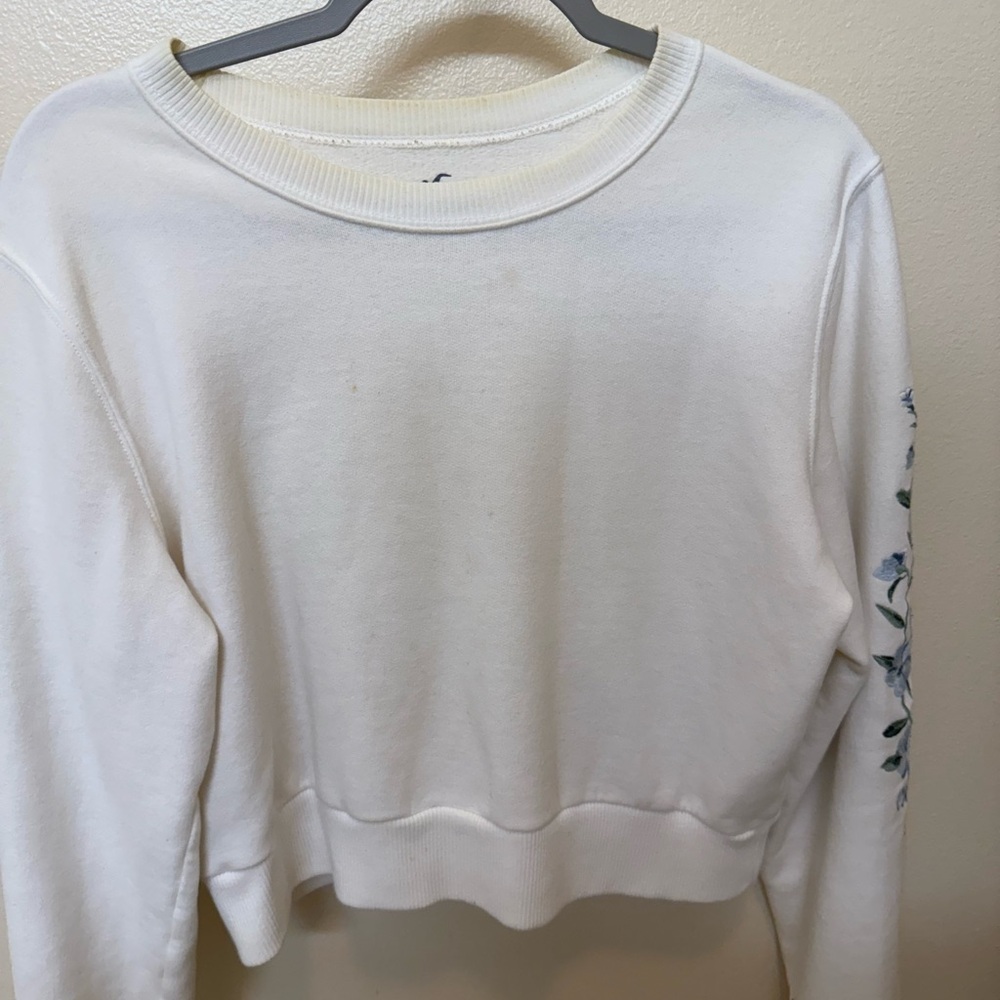 Hollister crewneck